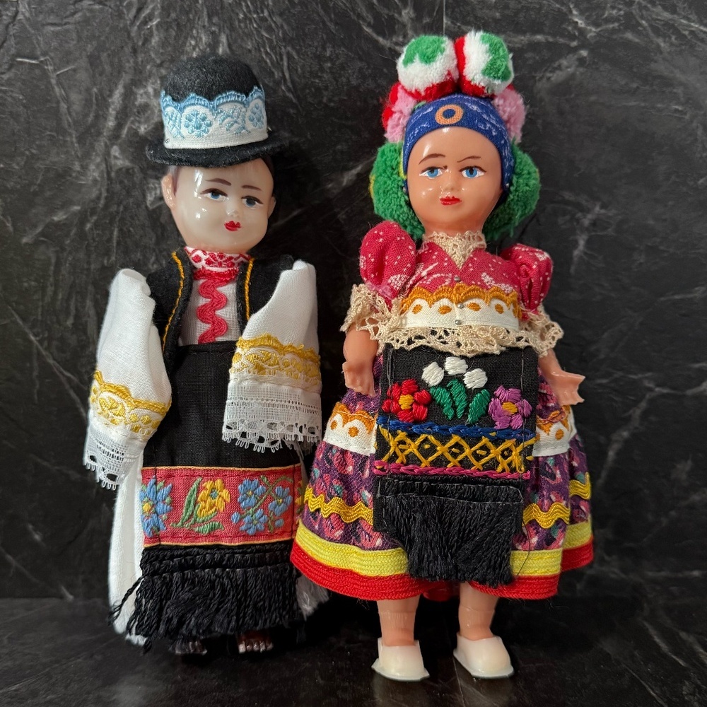 Ethnic Dolls